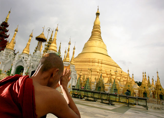 pagoda monk