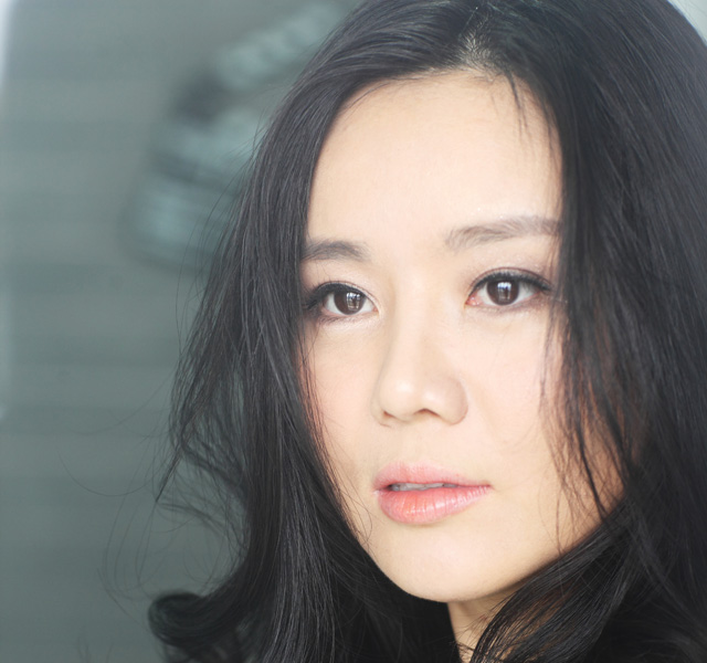 Escape velocity: Hyeonseo Lee