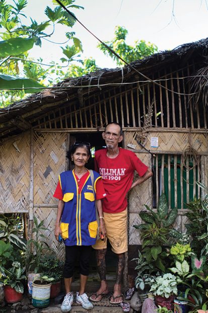 convicted murderer Dick Gaddi and his wife, Araceli, complain he is no longer allowed to stay overnight with his family outside Iwahig’s barracks