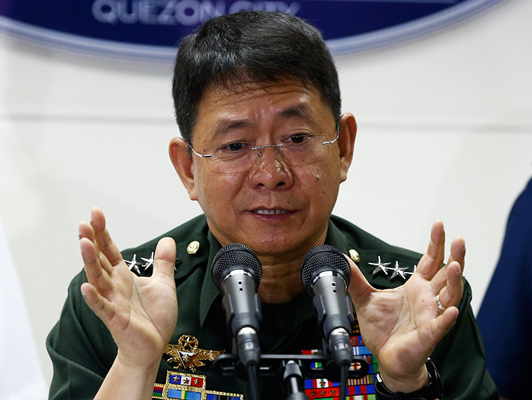 Armed Forces of the Philippines (AFP) Chief-of-Staff General Eduardo Ano delivers a statement during a press conference at AFP headquarters in Quezon City, Philippines, 12 April 2017. Photo: Rolex Dela Pena