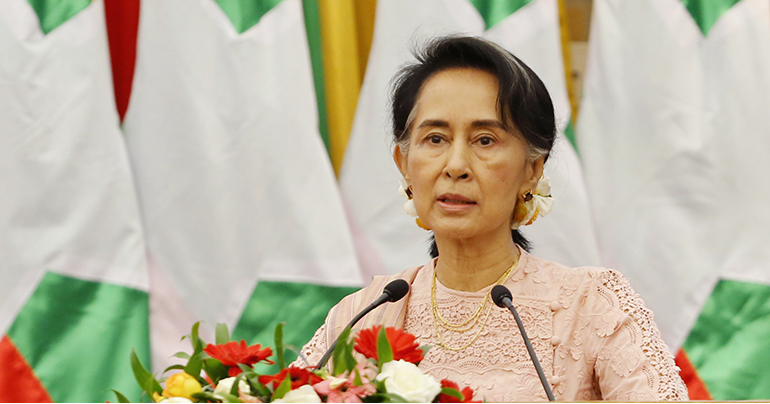 Myanmar's State Counselor Aung San Suu Kyi delivers a speech during a ceremony for the National Health Plan (2017-2021) at the Myanmar International Convention Center in Naypyitaw, Myanmar, 31 March 2017. Photo: EPA/Hein Htet