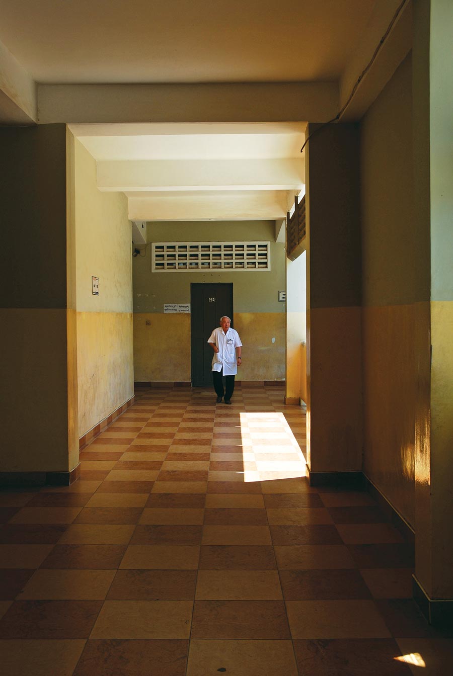 The mental health department at the Russian hospital had just eight doctors to deal up to 200 patients every day. Photo: Stefan V. Jensen