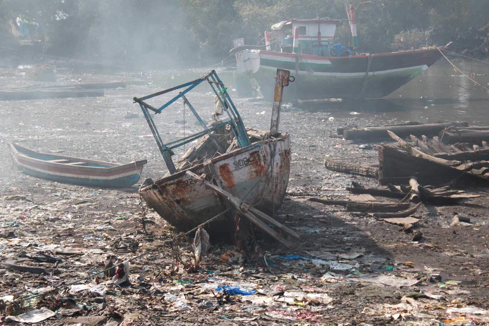 Fishing crews to blame for much of the plastic in the world's oceans,  Greenpeace says