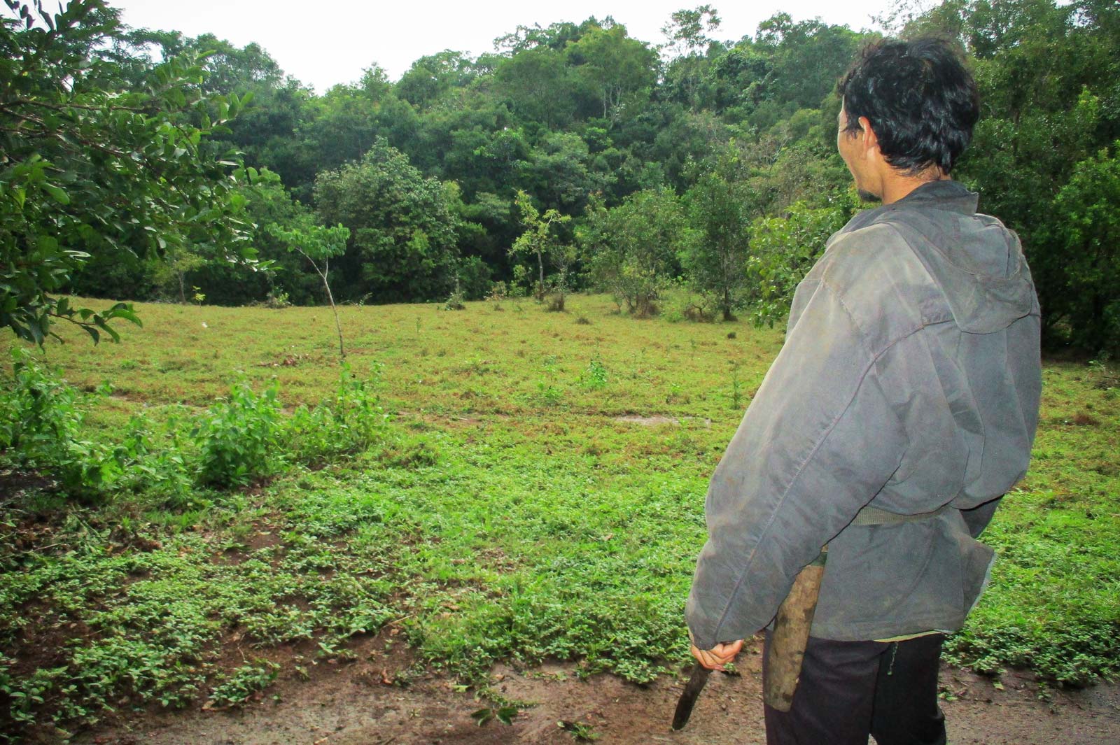 Bunong forest guide Briv at Jahoo Gibbon Camp. Photo: Tabitha Payne