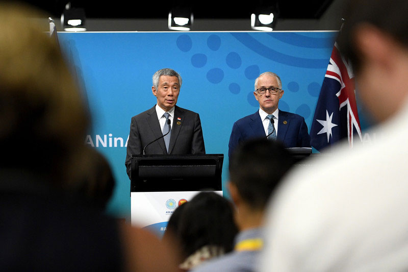 Singapore Prime Minister Lee Hsien Loong (L) and Australian Prime Minister Malcolm Turnbull (R) attend a joint press conference at the close of the ASEAN-Australia Special Summit, in Sydney, New South Wales, Australia, 18 March 2018. EPA-E