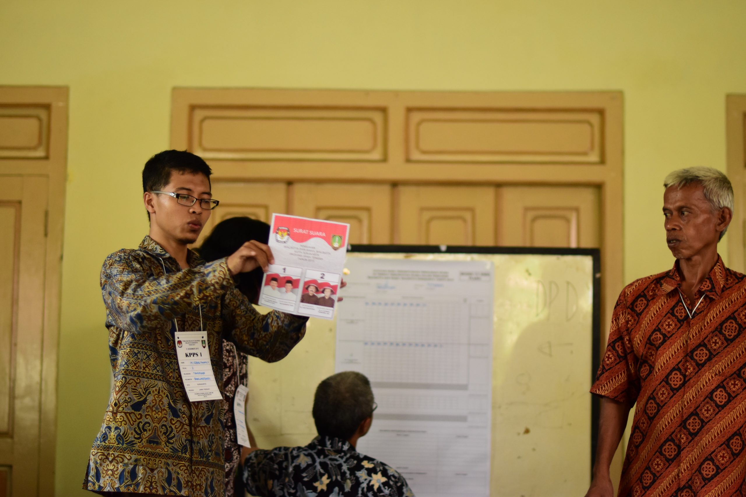 Vote-counting in the Widodo bailiwick of Solo during regional elections held in late 2015. Photo: Simon Roughneen