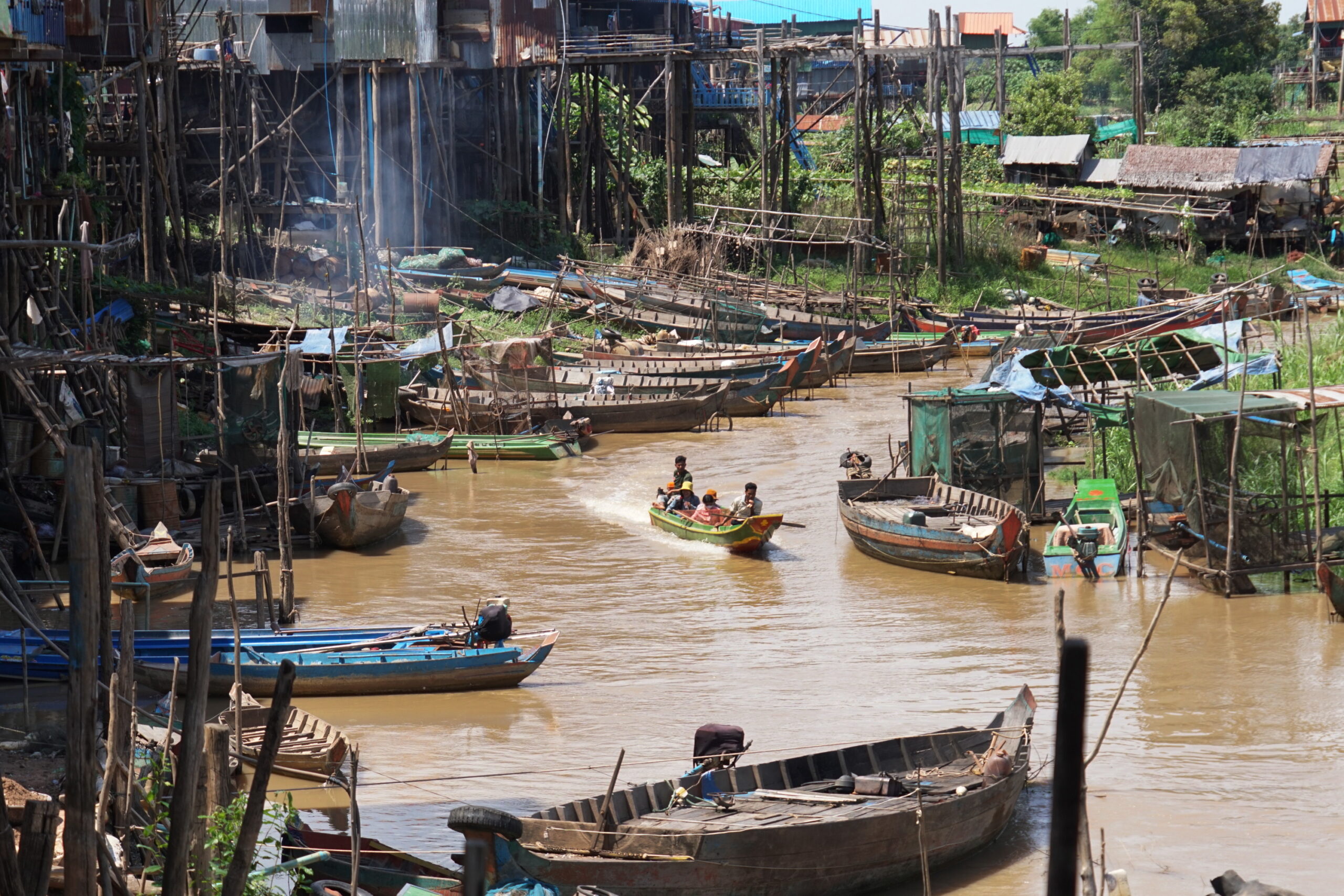 Children on Tonle Sap face a hazy future