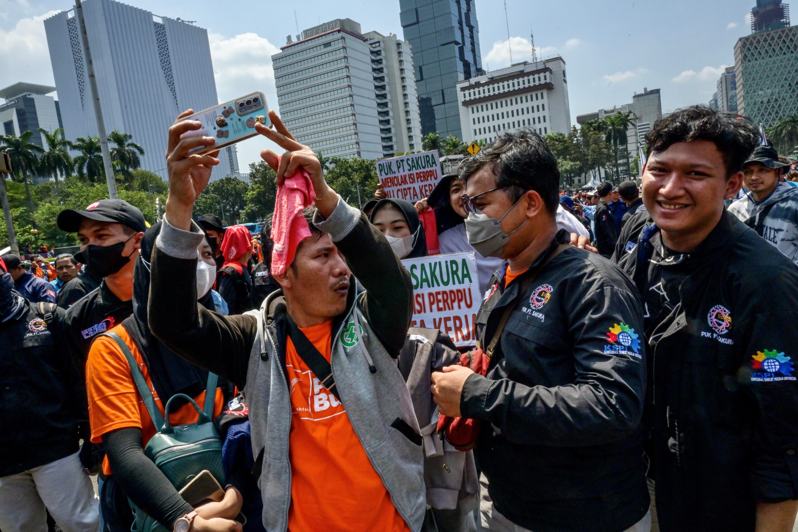 As Indonesia’s elections approach, buzzers jeopardise democracy